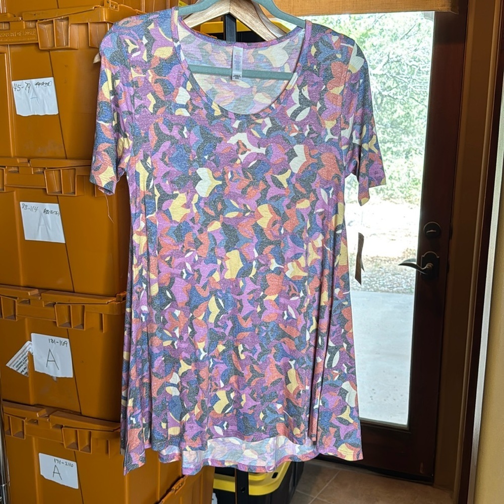 NWT LuLaRoe Perfect T Mosaic Multicolor Short Sleeve Tee Size XXS